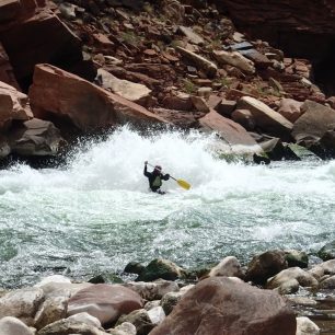 Peřej House Rock Rapid v Grand kaňonu