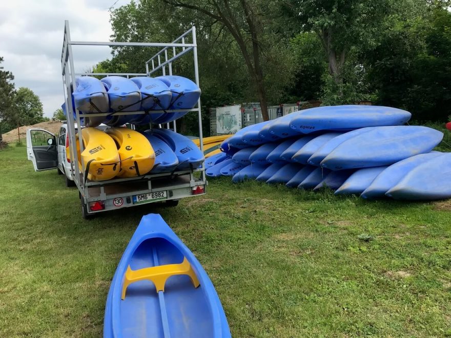 Početná flotila kánoí IN-LIFE