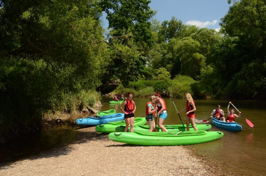 Podobných písčin nabízí Divoká Orlice i Orlice mnoho