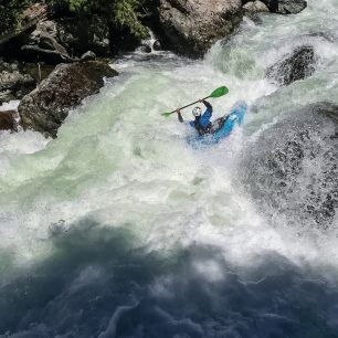Puesco je skvělá řeka, která sype z kopce asi osm kilometrů. Pořád se pohybujete mezi WW IV–V a za větší vody je Puesco velmi fyzicky náročné. Tradičně se tu pořádají také závody Puesco fest.