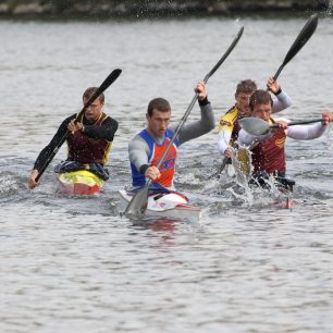 2010 MČR na dlouhé tratě, USK proti Dukle. Nakonec získalo USK první dvě místa.