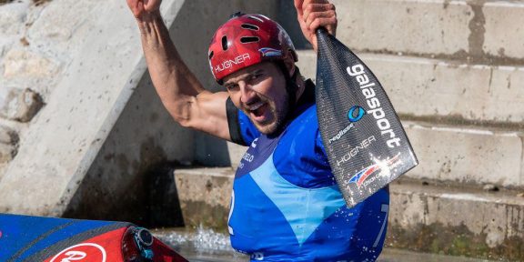 Dvě zlata v Bratislavě! Ondřej Rolenc se stal dvojnásobným mistrem světa ve sjezdu