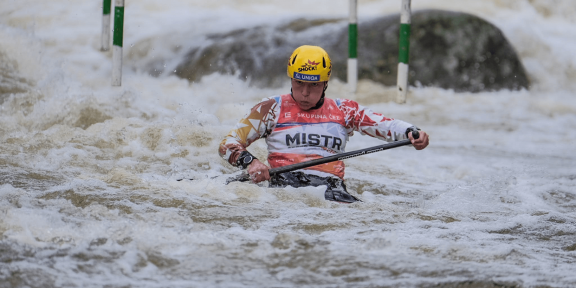 Vodní slalomáři mají za sebou nabitý víkend na Lipně. Krejčí, Minařík Kudějová, Rak a Fišerová jsou novými mistry republiky