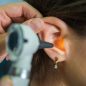 Zánět ucha – někdy též kajakářské, surfařské nebo plavecké ucho. Vznik, léčba a prevence.