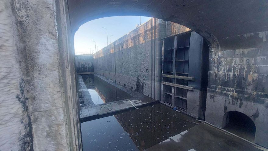 Zdymadlo mimo provoz jsem musel obejít.