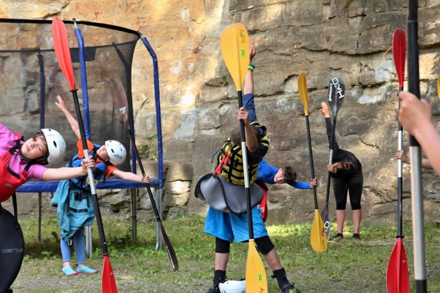 Rozcvička je základ závodního dne