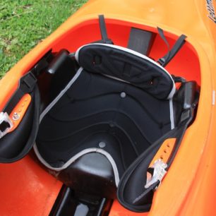 Sedačka byla oběma testerům velmi pohodlná.