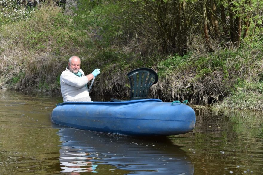 Našla se nová sedačka do kánoe...