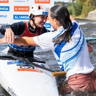 Gratulace od sestry Martiny po zisku titulu Mistryně Evropy v Praze.