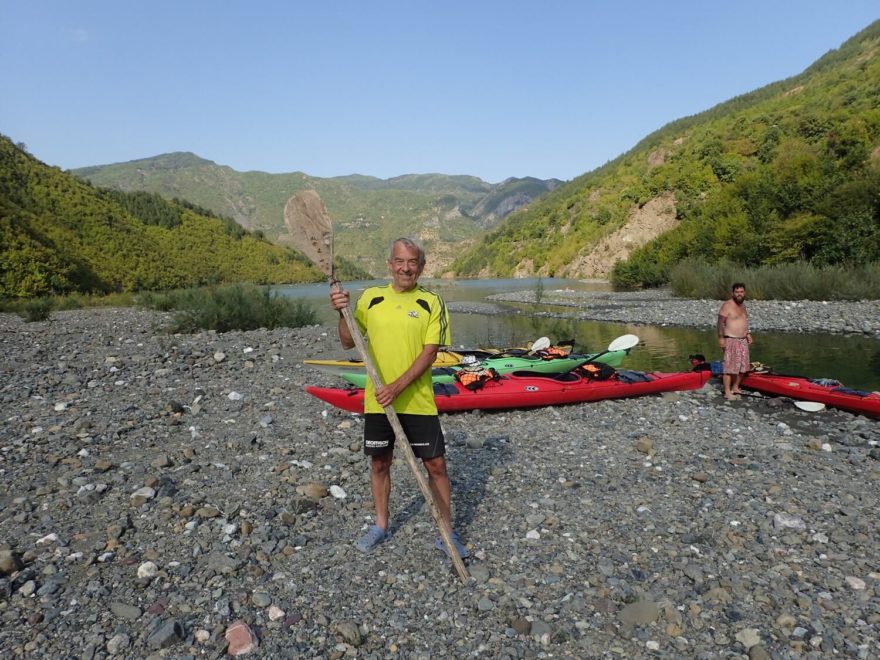 Ulovená trofej s námi odjela domů.