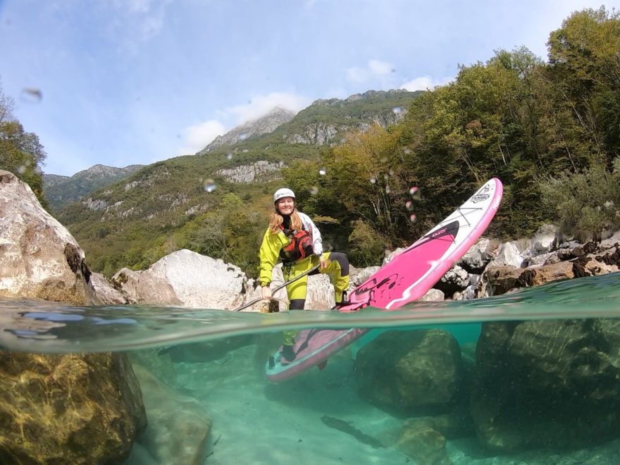 Průzračná voda řeky Soči.