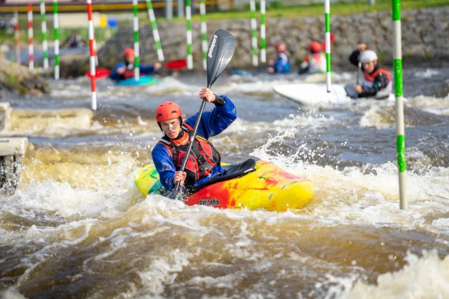 Z kurzu na kanále v Českém Vrbném.