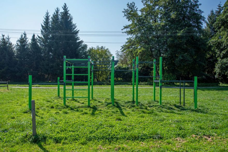 Workoutové hřiště