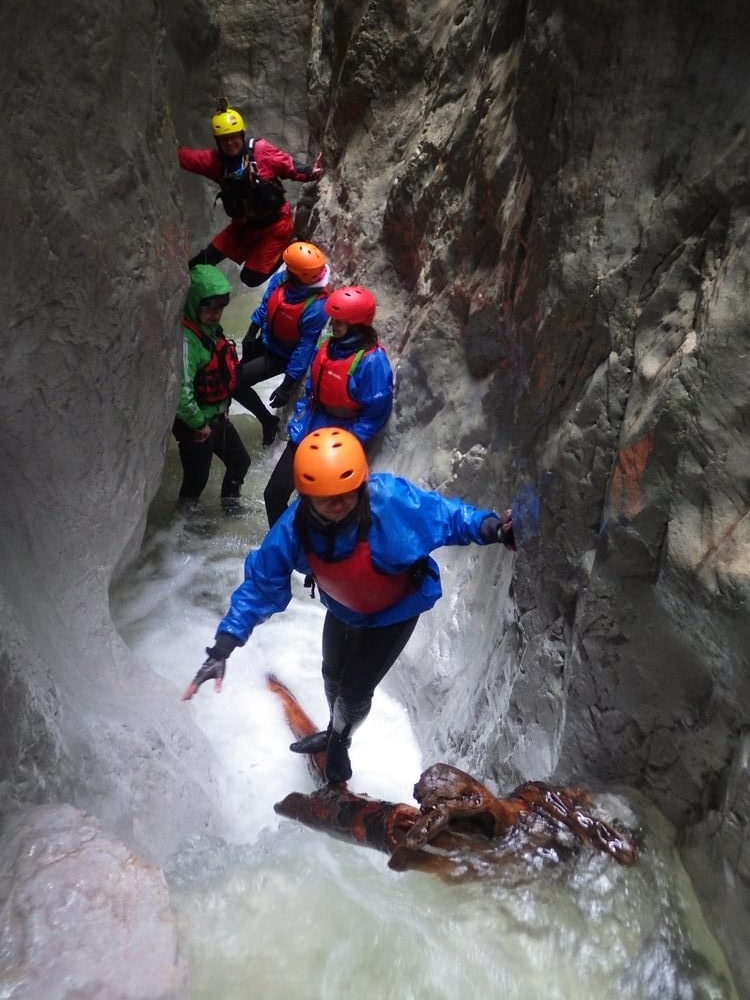 Brodíme, lozíme, užíváme si minikaňoning.