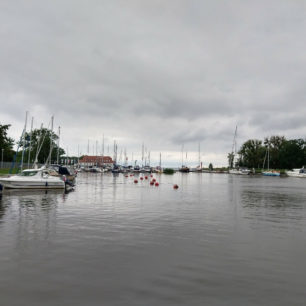 Začátek plavby – přístav ve městě Trzebiez