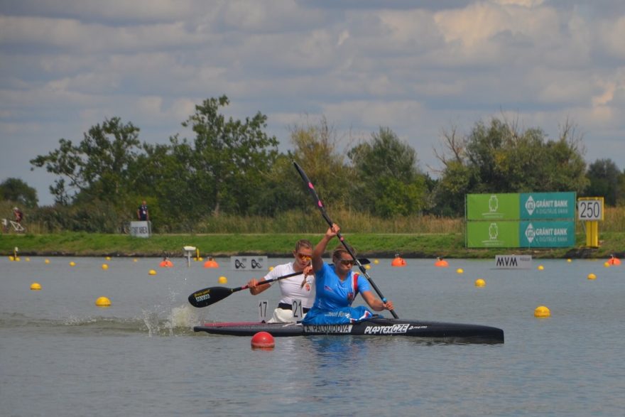 Aneřka Paloudová během závodu na 5000 metrů.