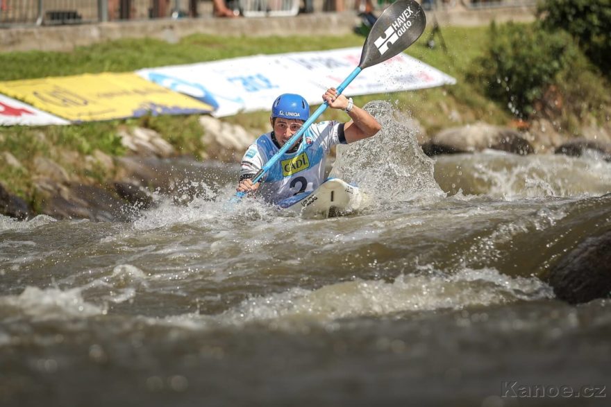 Jiří Prskavec finálový závod světového poháru vyhrál i s jedním šťouchem.