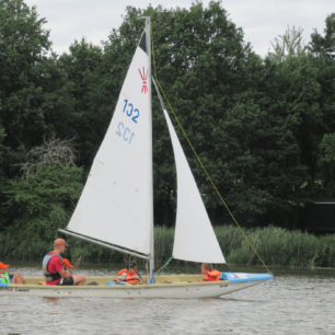Oplachtěná P550 s takeláží Černá eskadra.