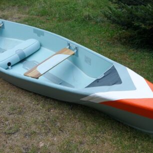 Celkový pohled na kánoi Itiwit X500.