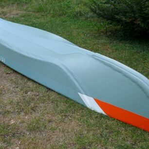 Dno kánoe Itiwit X500.