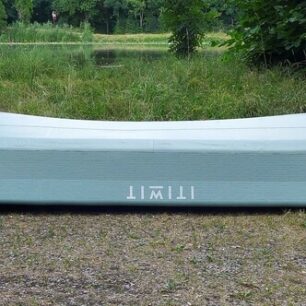 Boční pohled na kánoi Itiwit X500.