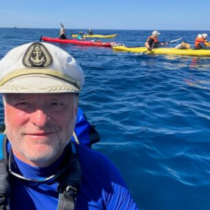 Selfie s flotilou na Elbě v létě 2023.