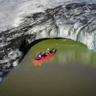 Ledovcové jezero Hofellslón.