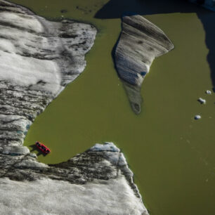 Ledovcové jezero Hofellslón.