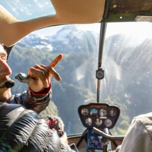 Jedním z nejsilnějších zážitků je let helikoptérou, který trvá jen několik minut.