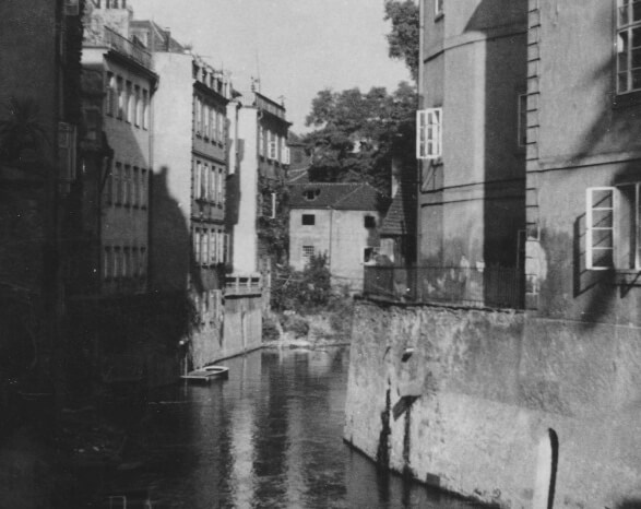 Čertovka s loděnicí.