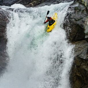 Eda na posledním vodopádu známého komba na spodním úseku Castra.