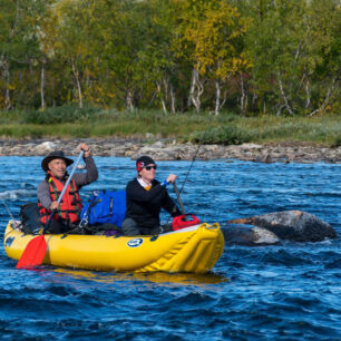 Rybářské pruty jsme měli neustále v pohotovosti.
