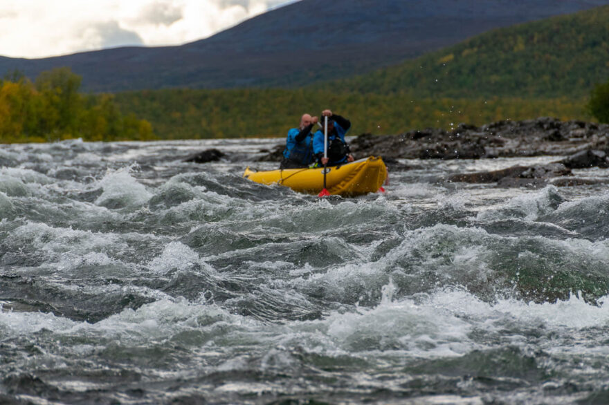 Zase jedna z peřejí na zpestření plavby.