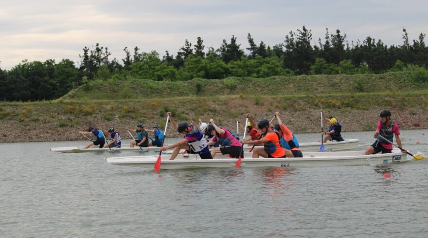 Sprinty se nejčastěji jezdí po dvojicích (tedy H2H).