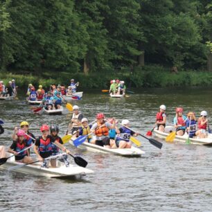 Startovní pole bývá početné.