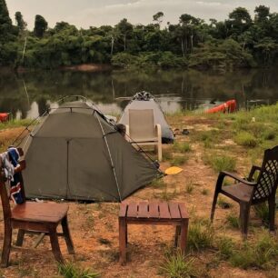 Poslední noc jsme už spali skoro v civlizaci.