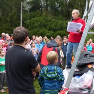 ČPV Střela 2018. Jirka vyhlašuje tombolu.