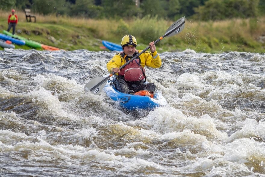 Na Spey River ve Skotsku.