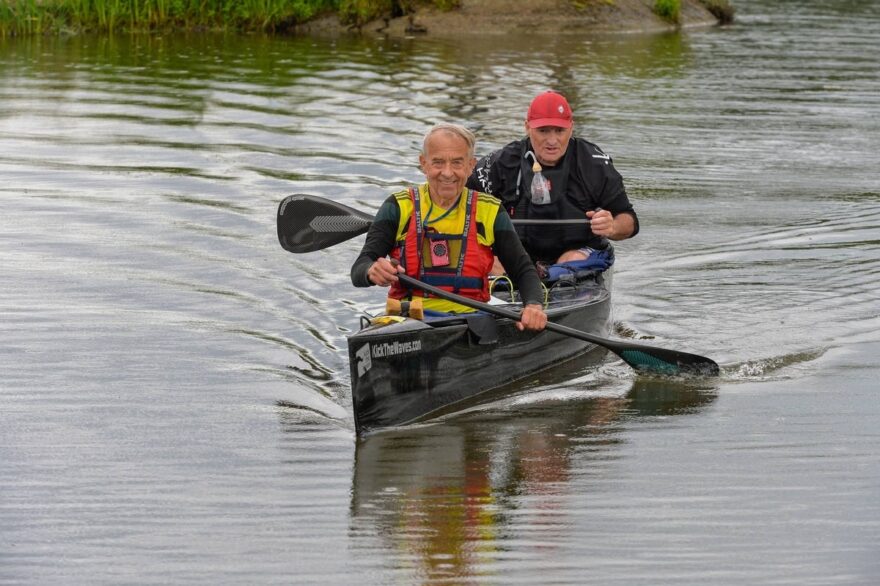 Dojíždíme k jednomu z přeběhů.
