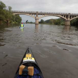 Honzu máme po startu pořád na dohled.