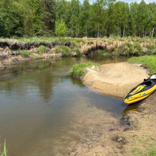 Písečných pláží vhodných k občerstvení a odpočinu bývá na každé řece habaděj. / F: Petr Snížek