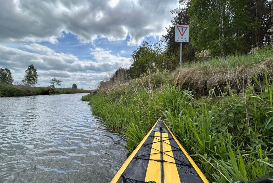 Blíží se další peřej. Máme 100 metrů na přípravu. / F: Petr Snížek