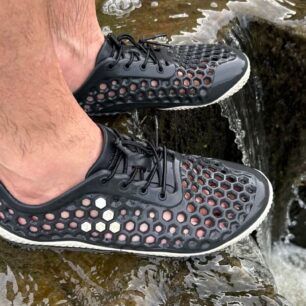 ULTRA IV jsou skvělé do vody i na sucho.