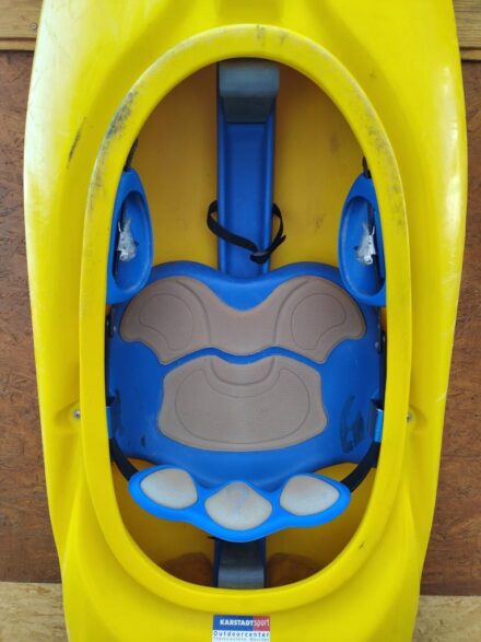 kajak LIQUID LOGIC HUCK délka 234 cm, váha 20,6 kg