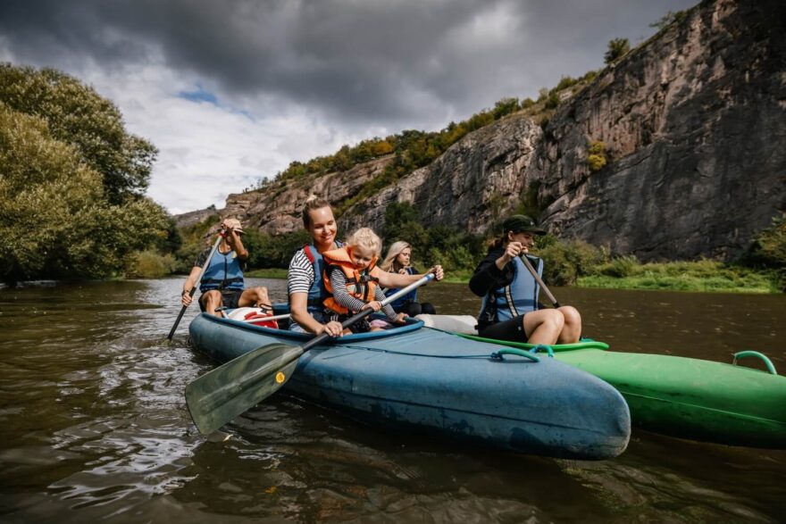 Velká část plavby vede přes CHKO Český kras. / F: Ondřej Soukup
