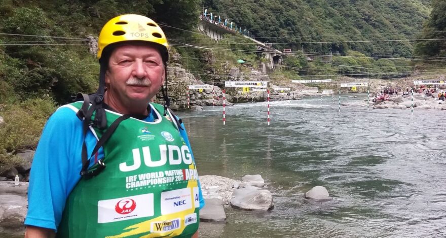 Jako rozhodčí za ČR při závodech v Japonsku v roce 2017.