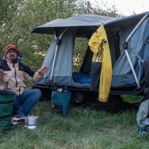 Šéfkuchař kouzlí na terase domu od Thule.