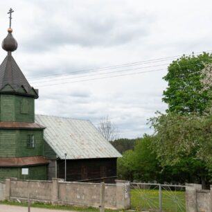 Dřevěný kostel ve vesnici Wodzilki je pozůstatkem starověrců.