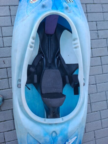 Prodám CANOE/KAJAK C1 Machito vč. špricky a pádla