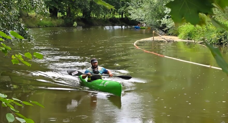 Autor článku těsně před cílem. / F: KVT Pardubice
